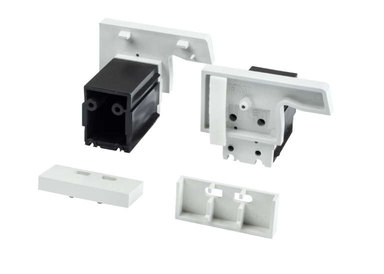 Łącznik progowy Aluplast Rama 140-002 (70x70)